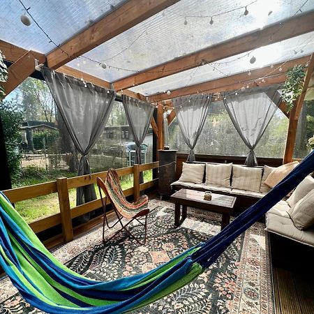 Cosy Chalet Veluwe With A Spacious Garden And Veranda Doornspijk Zewnętrze zdjęcie