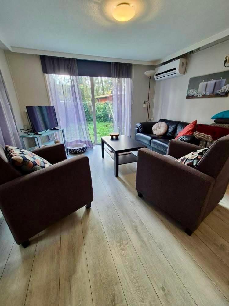 Cosy Chalet Veluwe With A Spacious Garden And Veranda Doornspijk Zewnętrze zdjęcie